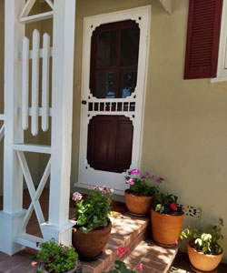 Model 431 Victorian Wood Screen Door