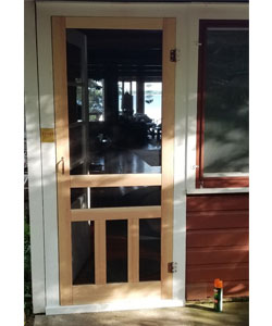 Model 407 Traditional Wood Screen Door in Doug Fir.